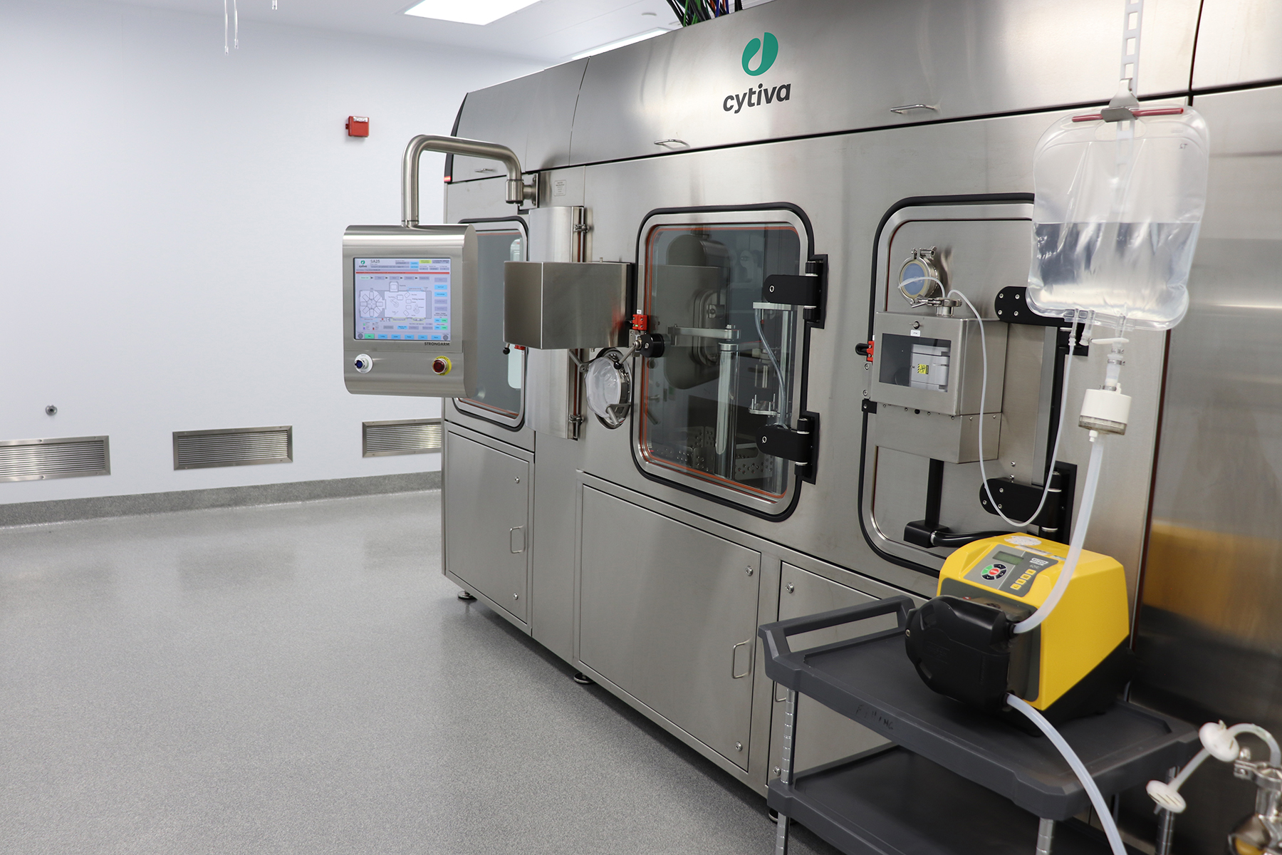 SA25 Aseptic Filling Workcell for pharmaceutical vial, syringe and cartridge filling